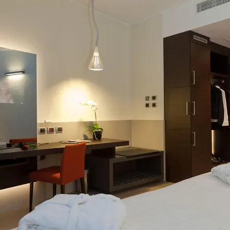 Rmh Des Arts ホテル 4*