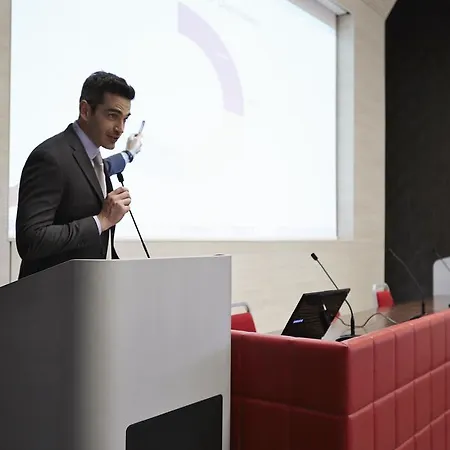 Rmh Des Arts ホテル 4*