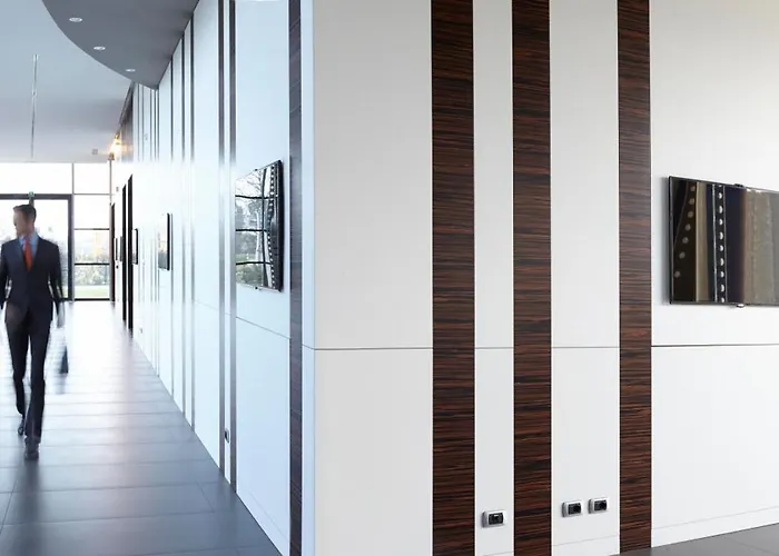 Rmh Des Arts Ξενοδοχείο Μόντενα