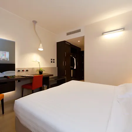 Rmh Des Arts Hotel Modena