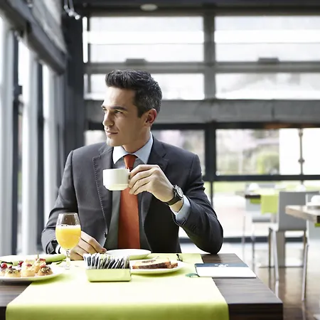 Rmh Des Arts Hotel Modène