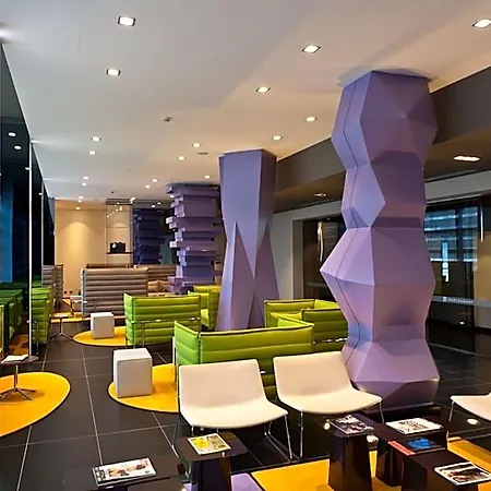 Hotel Rmh Des Arts 4*
