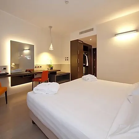 Rmh Des Arts Hotel