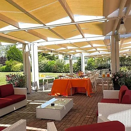 Rmh Des Arts Hotel Modena