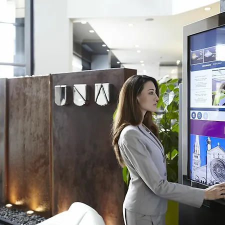 Hotel Rmh Des Arts 4*